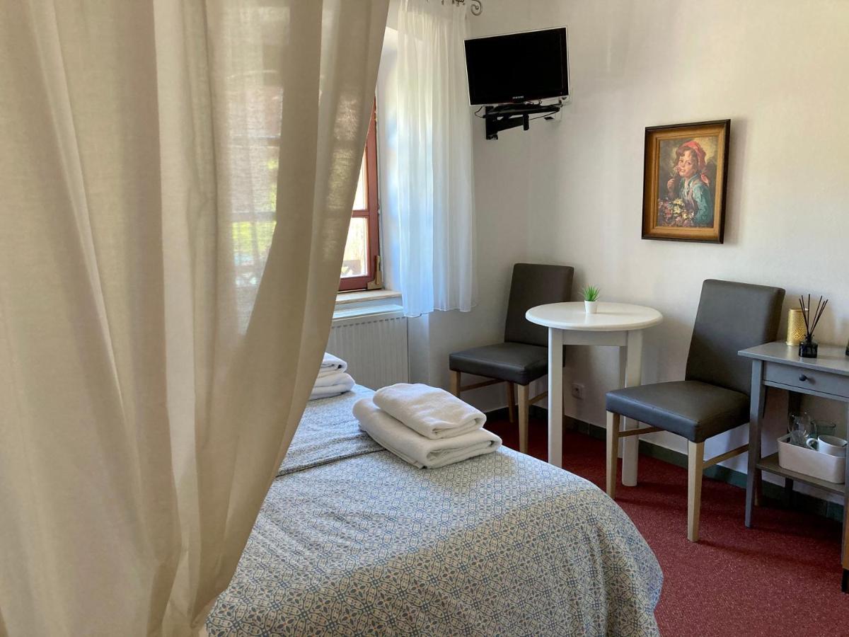 Guesthouse Mikulas Mikulov - Free Parking In The City Center 외부 사진