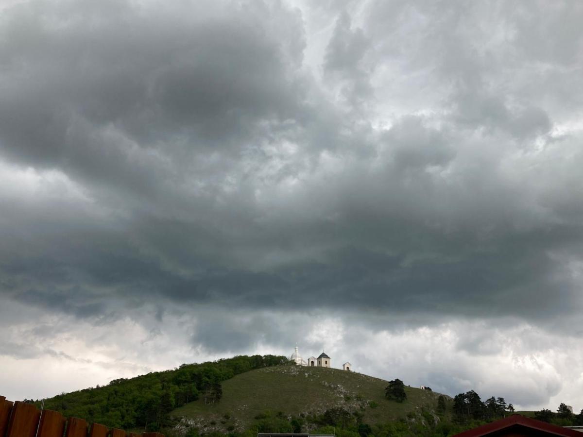 Guesthouse Mikulas Mikulov - Free Parking In The City Center 외부 사진