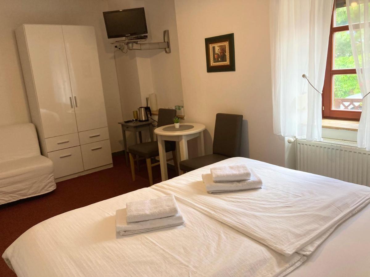 Guesthouse Mikulas Mikulov - Free Parking In The City Center 외부 사진
