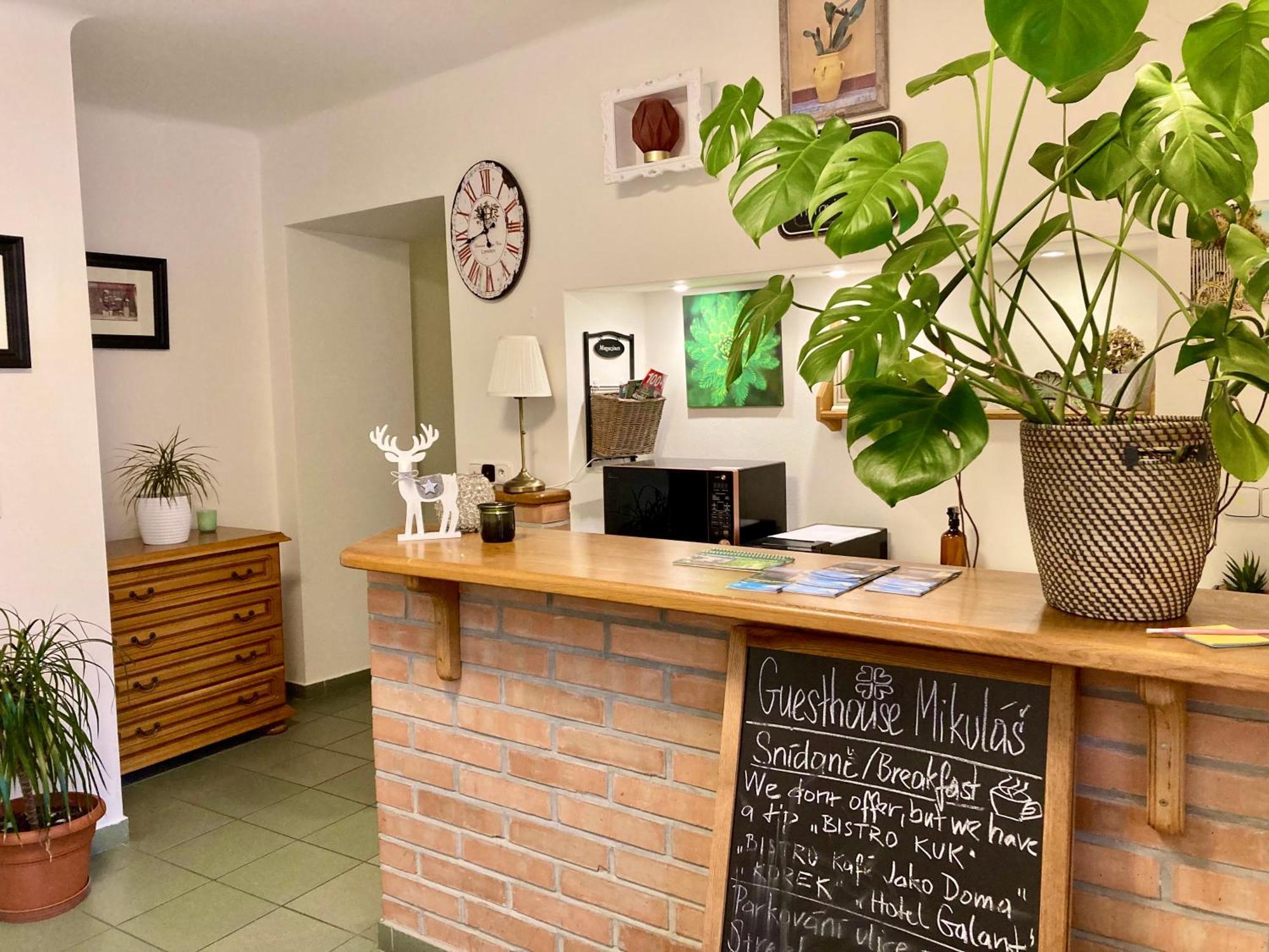 Guesthouse Mikulas Mikulov - Free Parking In The City Center 외부 사진
