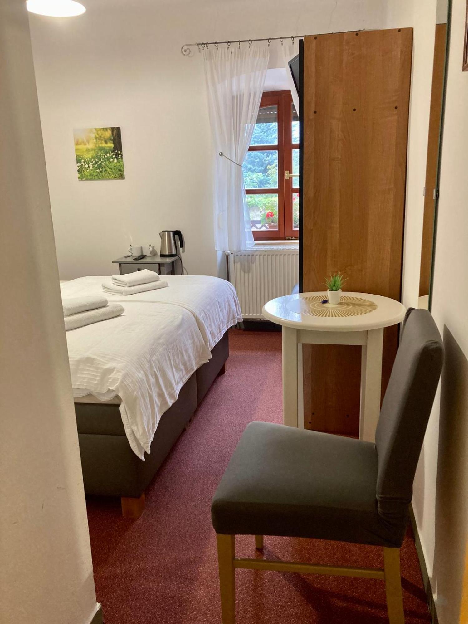 Guesthouse Mikulas Mikulov - Free Parking In The City Center 외부 사진