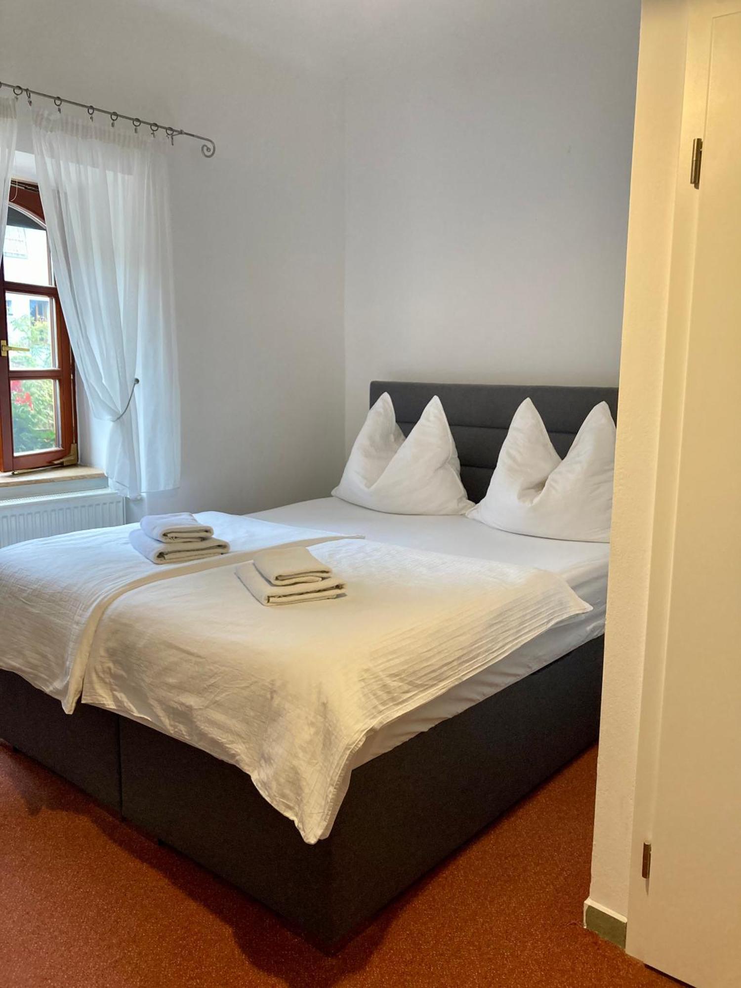 Guesthouse Mikulas Mikulov - Free Parking In The City Center 외부 사진