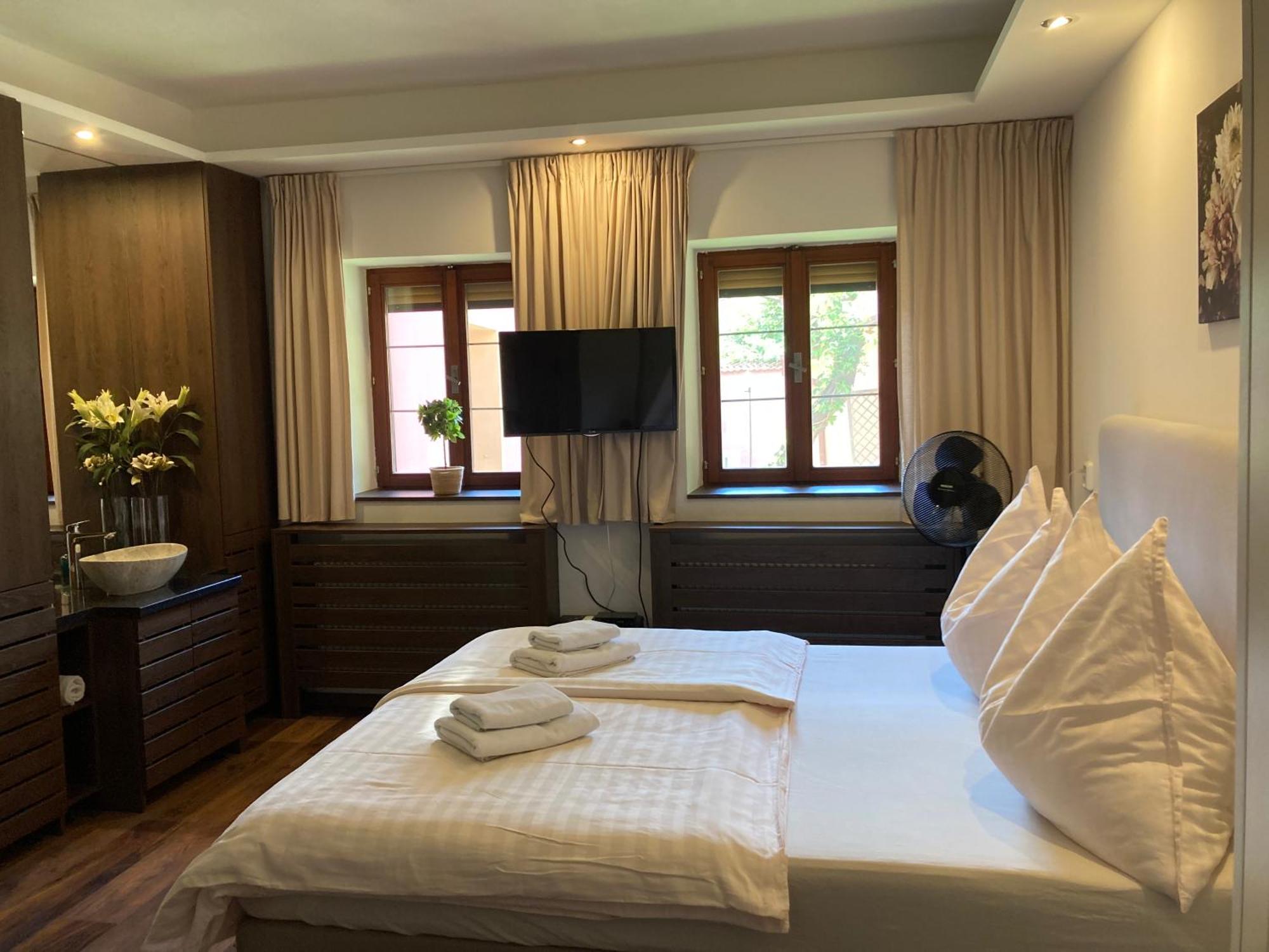 Guesthouse Mikulas Mikulov - Free Parking In The City Center 외부 사진