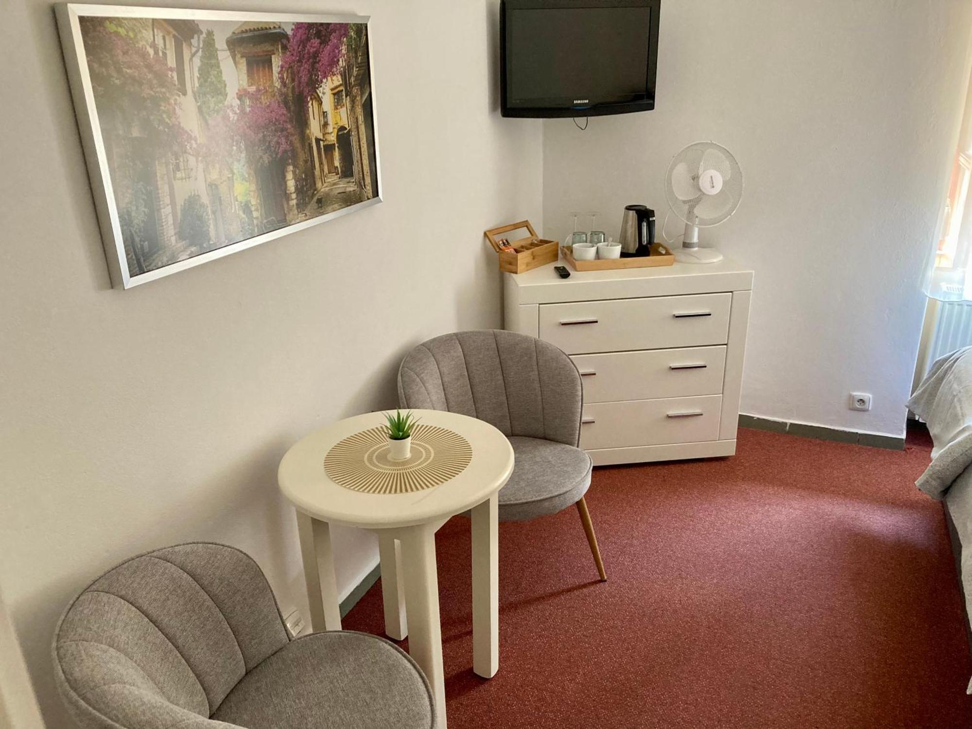 Guesthouse Mikulas Mikulov - Free Parking In The City Center 외부 사진